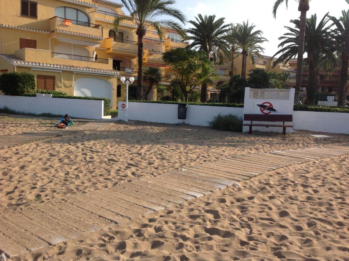 Urbanizacion Primera Linea De Playa Denia Ngoại thất bức ảnh